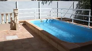 Elegance Playa Arenal Iii Хостел