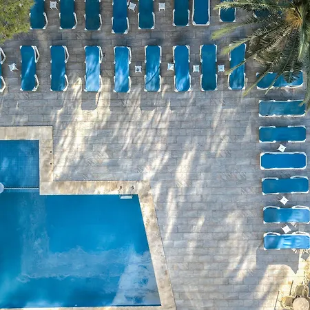 Elegance Playa Arenal Iii Хостел *